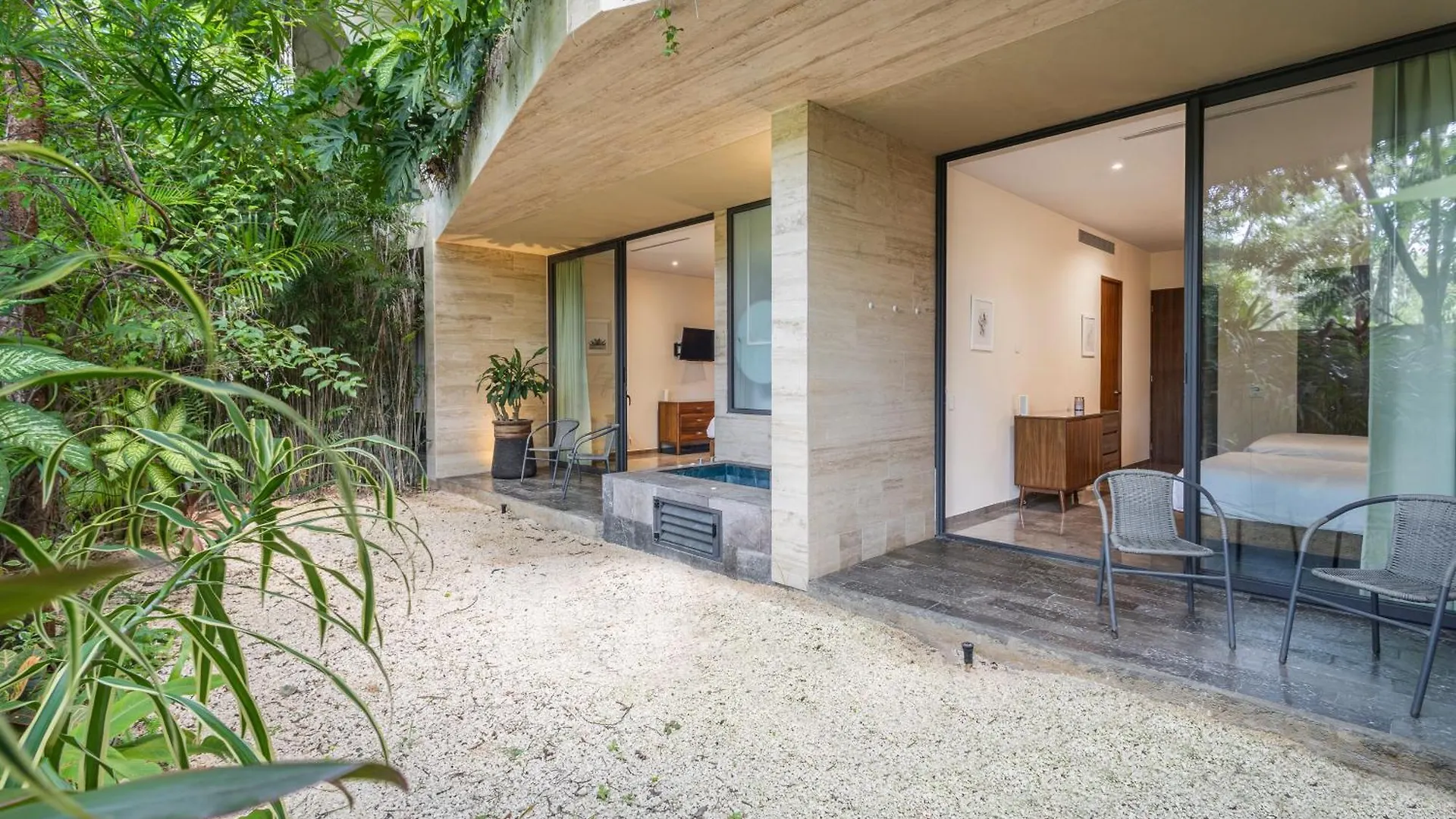 Mistiq Tulum Aparthotel 4*,